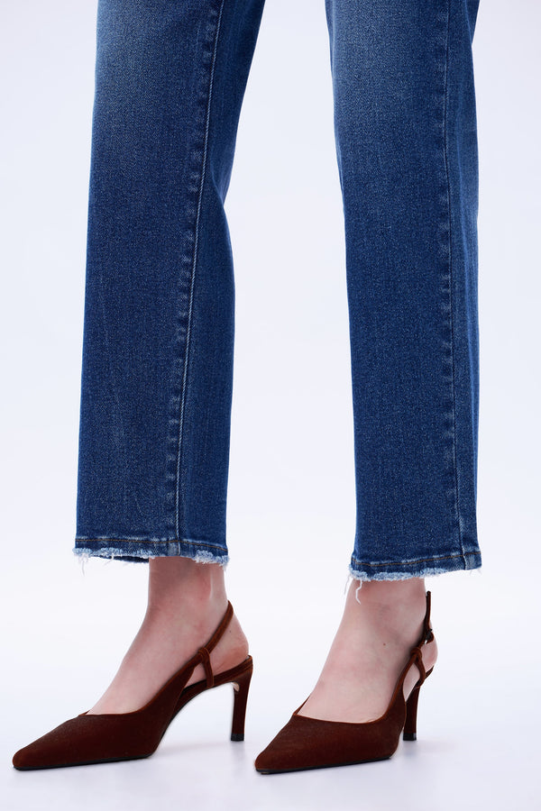 Distressed Edgy Straight Jeans