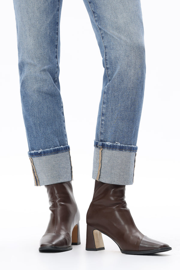 Timeless Straight Jeans