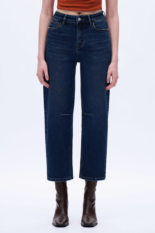 Structured Modern Barrel Jeans