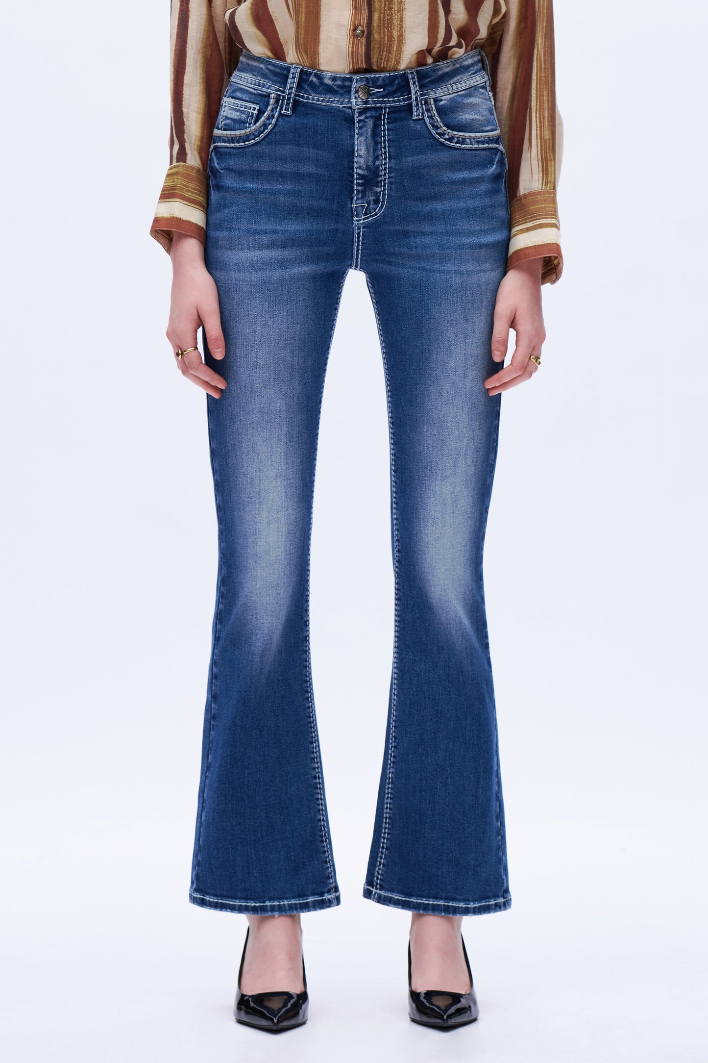 Wings Embroidery High Rise Bootcut Jeans DEF1005 Dark Blue