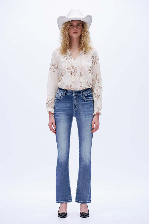 Western-Chic Bootcut Jeans
