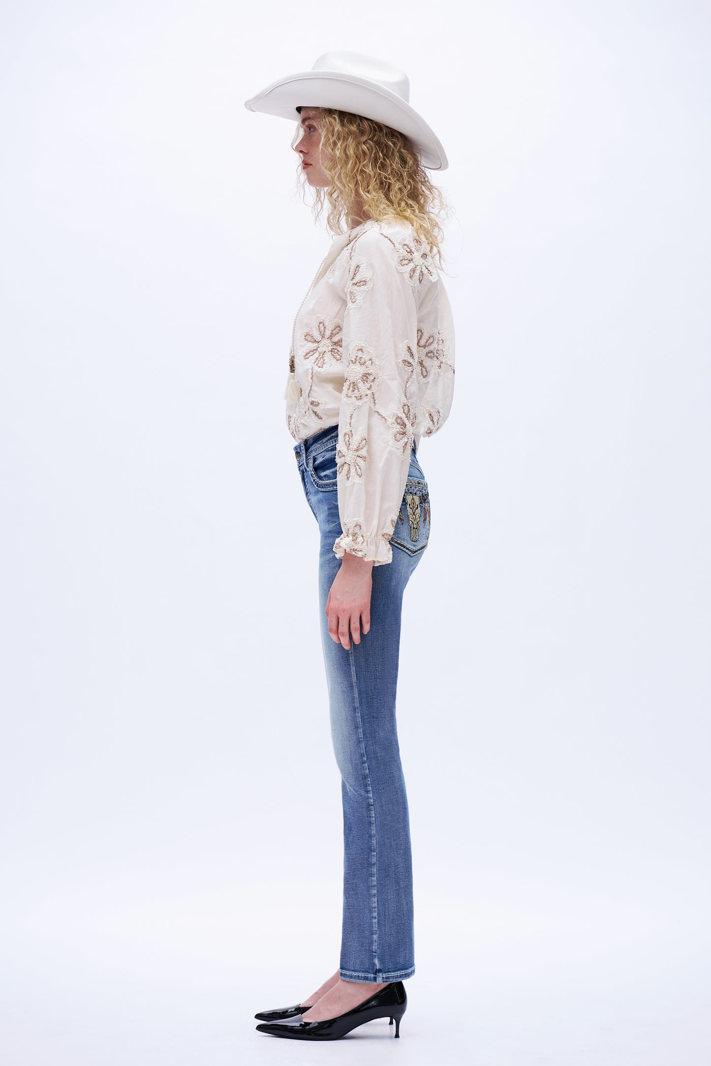 Western Spirit Embellished Embroidered Jeans
